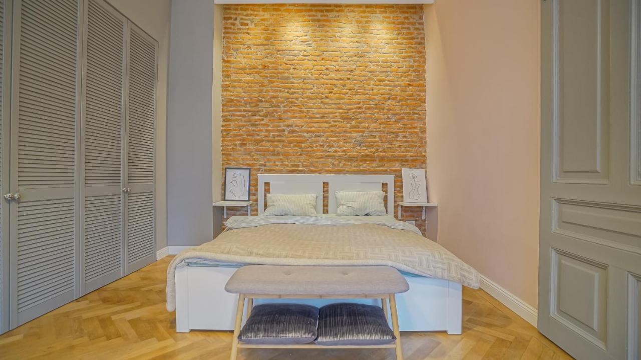 Ferienwohnung Coroni Republic Apart Brașov Exterior foto